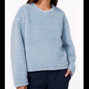 Lululemon Sherpa NEW in blue